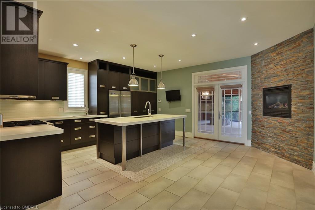 2377 Ontario Street, Oakville, Ontario  L6L 1A6 - Photo 4 - 40560858