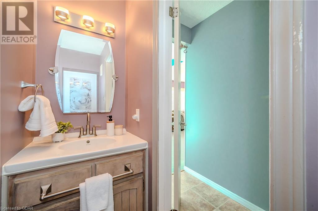 205 Janefield Avenue, Guelph, Ontario  N1G 2L5 - Photo 18 - 40563203