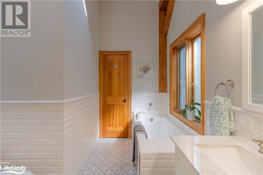 8937 Highway 118, Algonquin Highlands, Ontario  K0M 1J2 - Photo 37 - 40562103