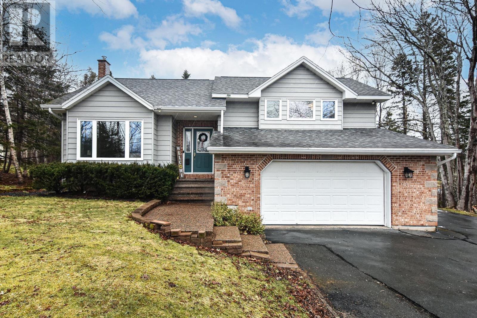 31 Lakehill Drive, Lake Loon, Nova Scotia  B2W 6C8 - Photo 1 - 202405801