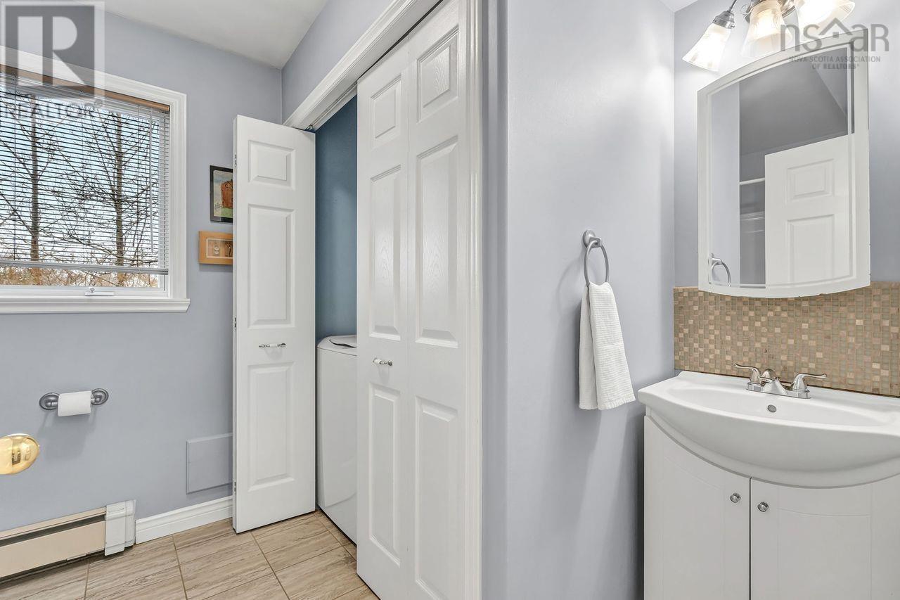 26 Kings Road, Lower Sackville, Nova Scotia  B4C 3S6 - Photo 35 - 202405804