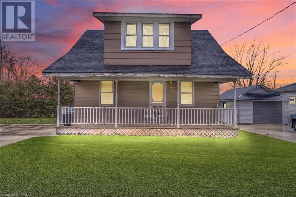 20 Walnut Street, Zurich, Ontario  N0M 2T0 - Photo 1 - 40562166