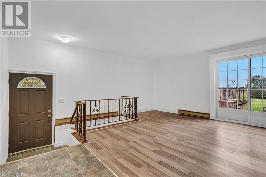 20 Walnut Street, Zurich, Ontario  N0M 2T0 - Photo 14 - 40562166