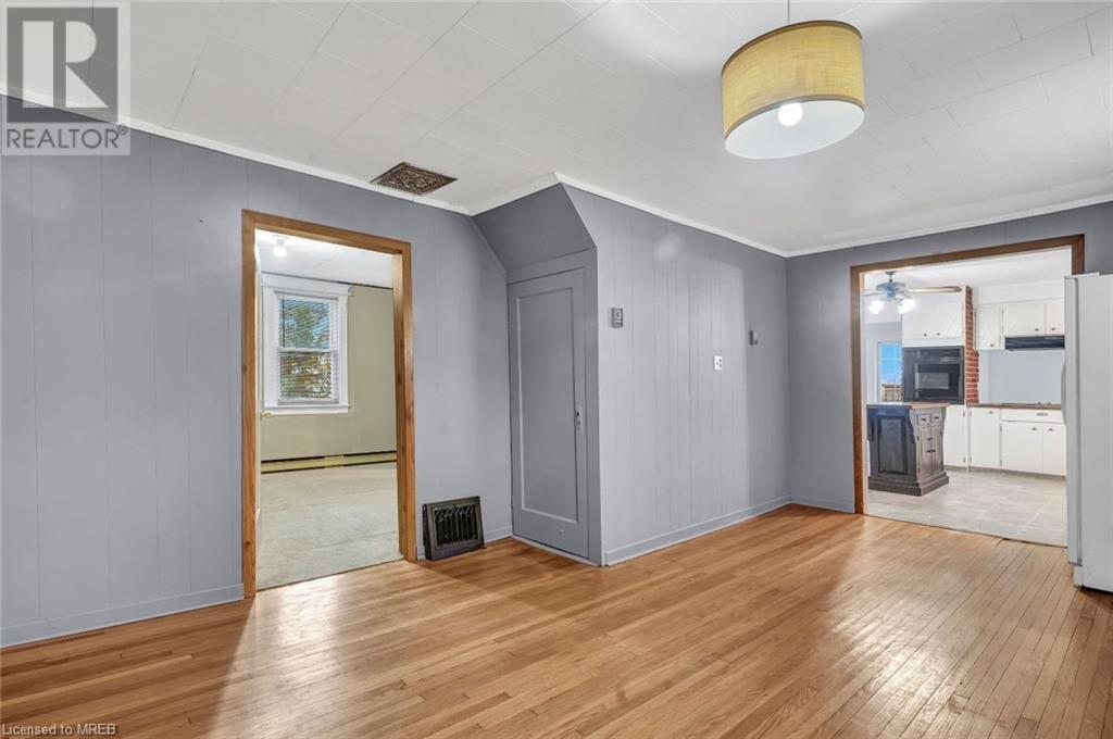 20 Walnut Street, Zurich, Ontario  N0M 2T0 - Photo 18 - 40562166