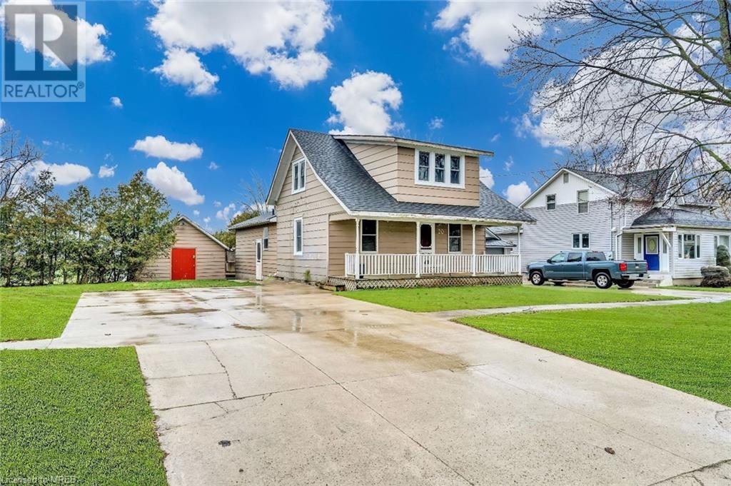 20 Walnut Street, Zurich, Ontario  N0M 2T0 - Photo 2 - 40562166