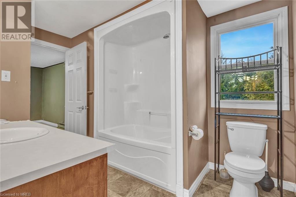 20 Walnut Street, Zurich, Ontario  N0M 2T0 - Photo 20 - 40562166