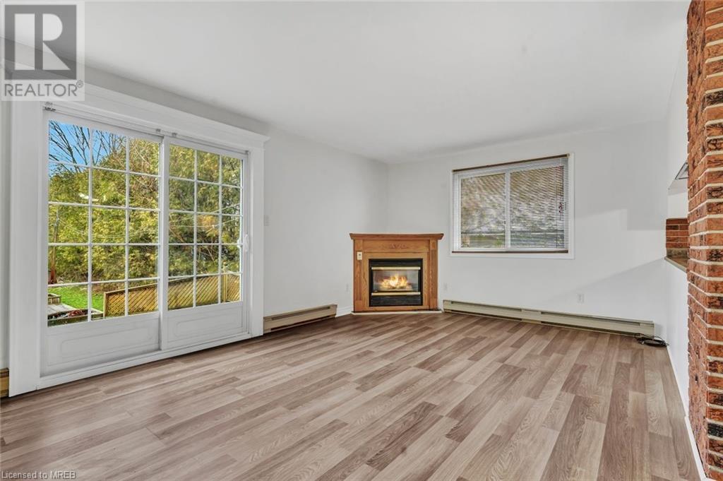 20 Walnut Street, Zurich, Ontario  N0M 2T0 - Photo 3 - 40562166