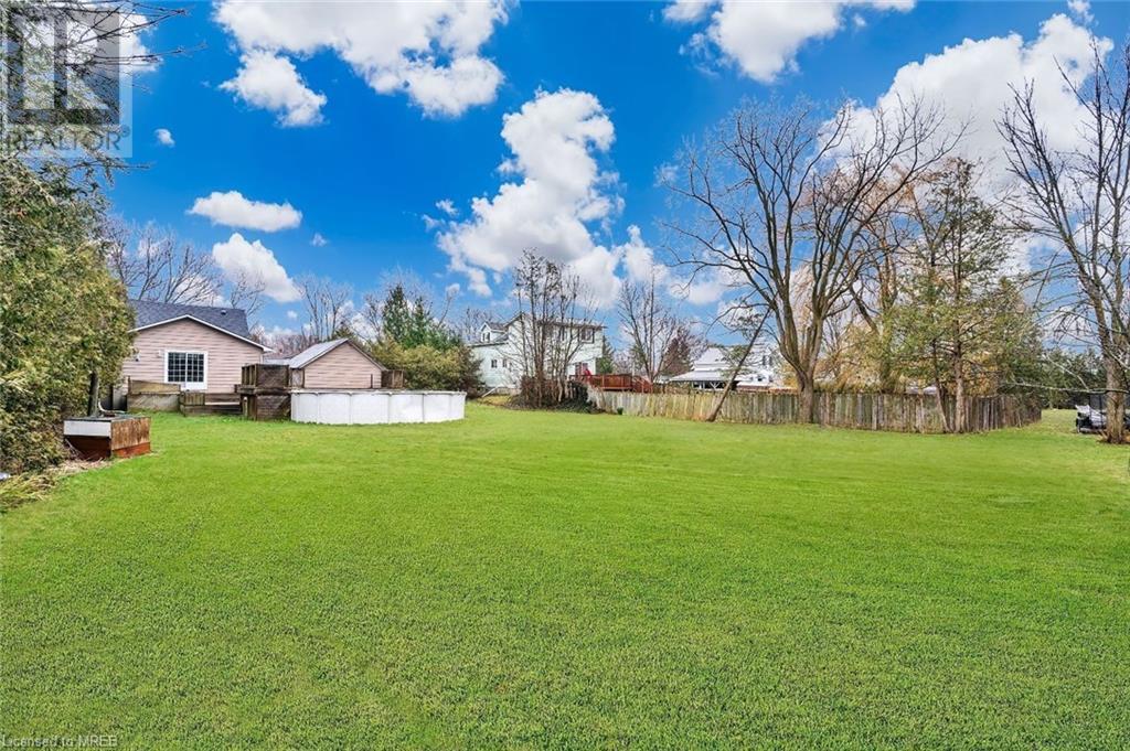 20 Walnut Street, Zurich, Ontario  N0M 2T0 - Photo 38 - 40562166