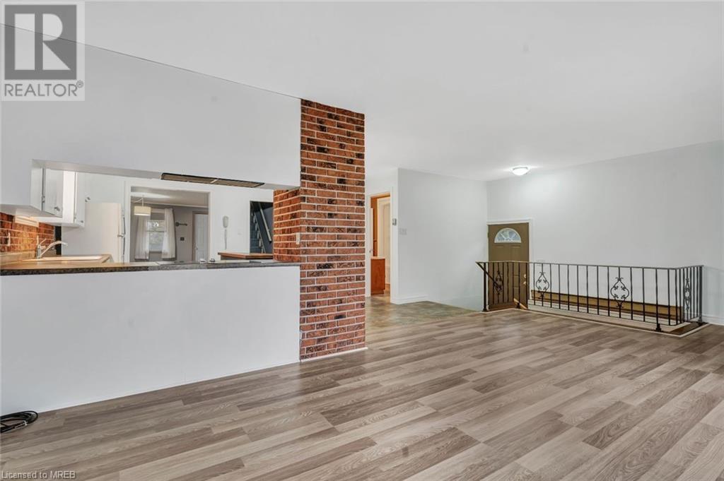 20 Walnut Street, Zurich, Ontario  N0M 2T0 - Photo 8 - 40562166