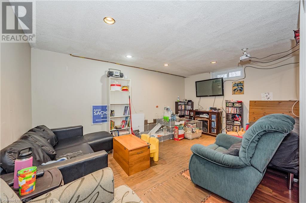 80 Ferman Dr Drive Unit# 38, Guelph, Ontario  N1H 8B3 - Photo 27 - 40554787