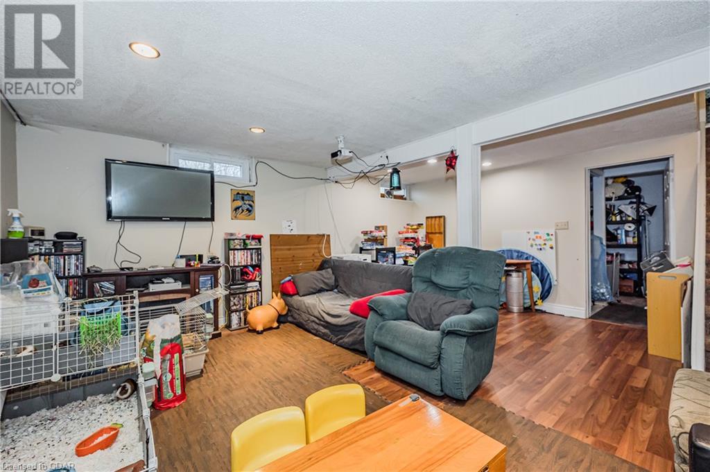 80 Ferman Dr Drive Unit# 38, Guelph, Ontario  N1H 8B3 - Photo 28 - 40554787