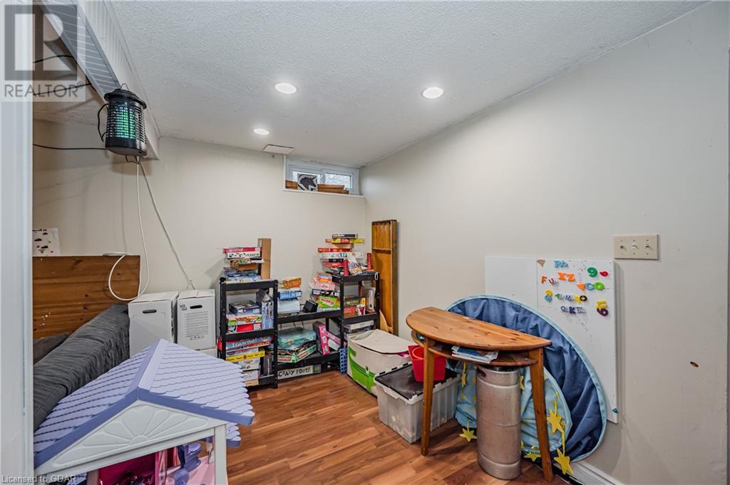 80 Ferman Dr Drive Unit# 38, Guelph, Ontario  N1H 8B3 - Photo 30 - 40554787