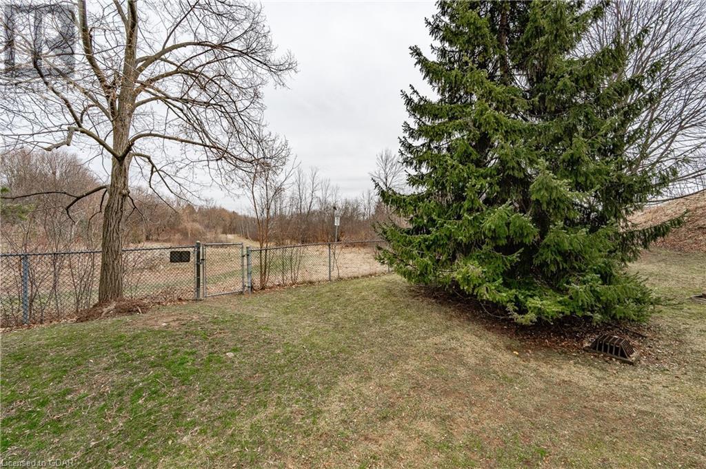 80 Ferman Dr Drive Unit# 38, Guelph, Ontario  N1H 8B3 - Photo 40 - 40554787