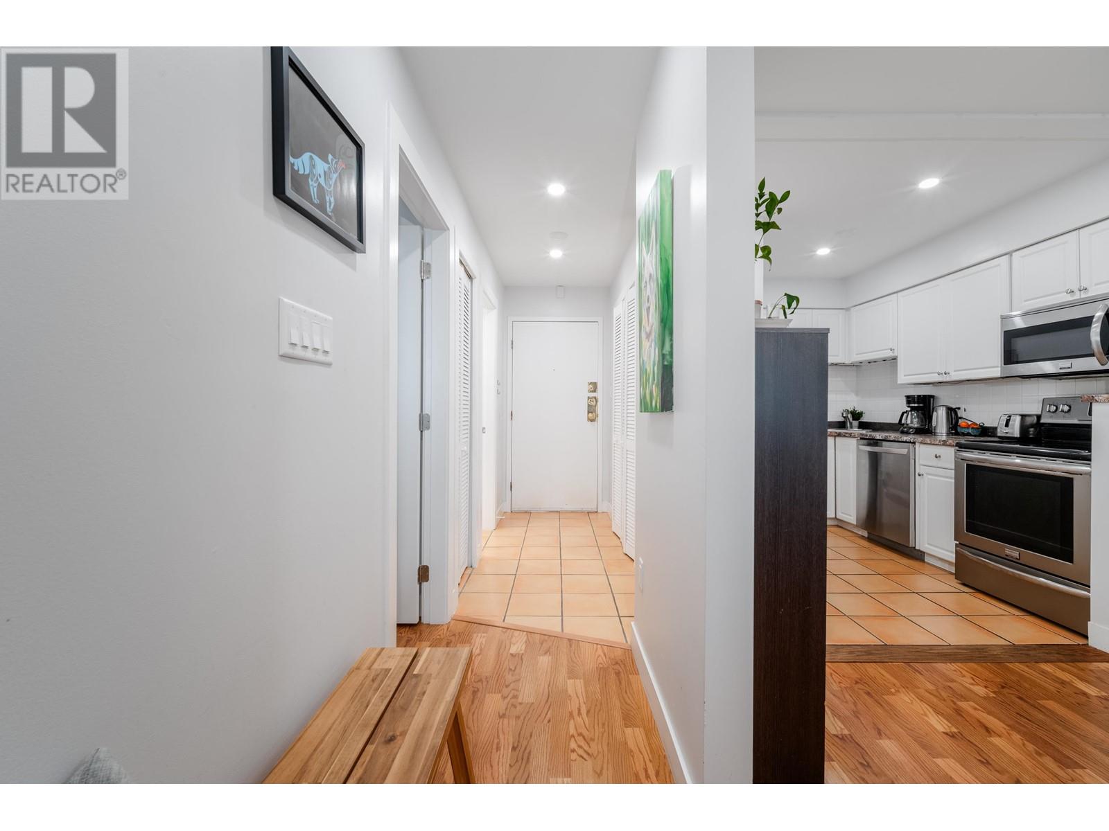 301 1717 Haro Street, Vancouver, British Columbia  V6G 1H1 - Photo 13 - R2865543