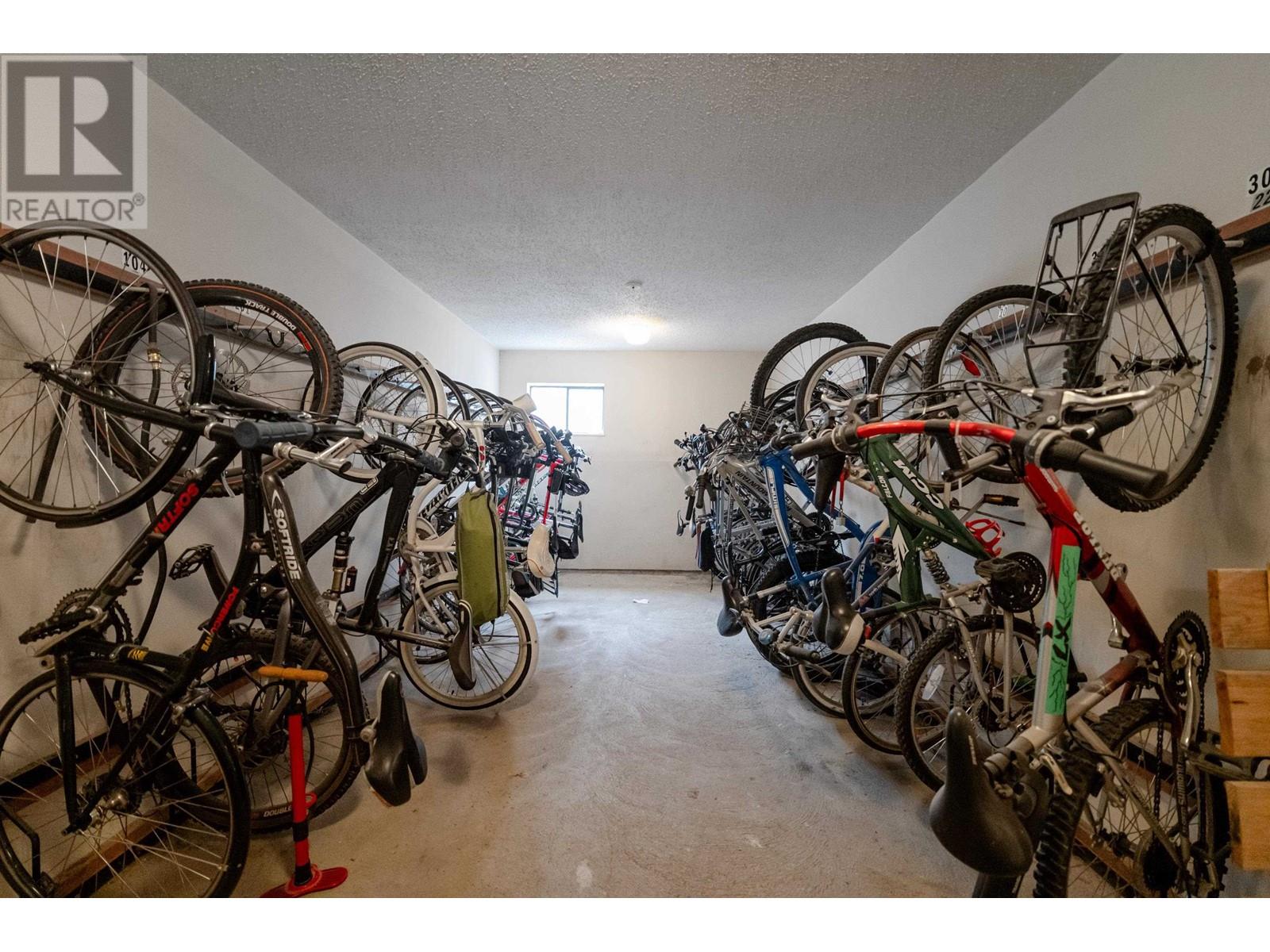 301 1717 Haro Street, Vancouver, British Columbia  V6G 1H1 - Photo 22 - R2865543