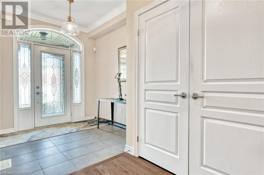 152 Echovalley Drive, Stoney Creek, Ontario  L8J 0H2 - Photo 6 - 40554285