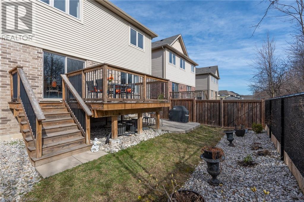 152 Echovalley Drive, Stoney Creek, Ontario  L8J 0H2 - Photo 35 - 40554285