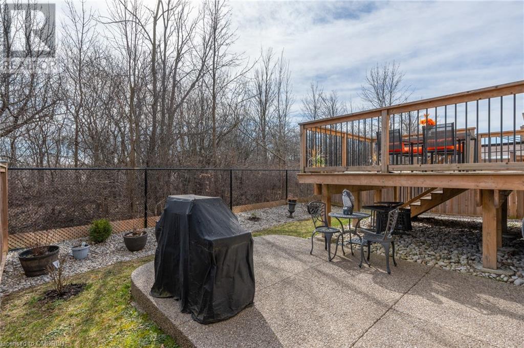 152 Echovalley Drive, Stoney Creek, Ontario  L8J 0H2 - Photo 37 - 40554285