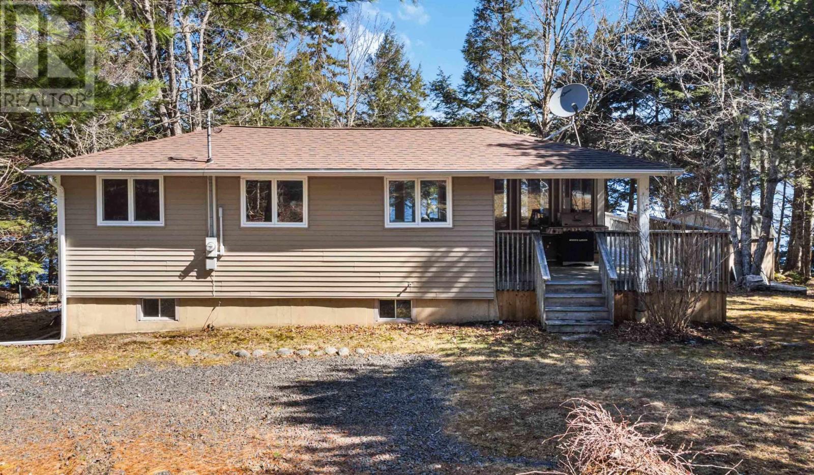 108 Natural Retreats Street, Labelle, Nova Scotia  B0T 1E0 - Photo 12 - 202405971