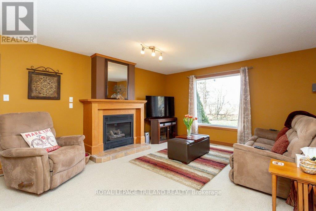 78 Parkview Dr, Thames Centre, Ontario  N0L 1G2 - Photo 18 - X8197482