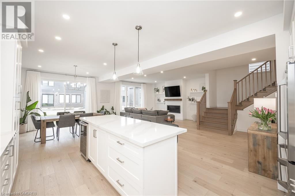 396 Springbrook Avenue, Ancaster, Ontario  L9G 3K9 - Photo 11 - 40565466