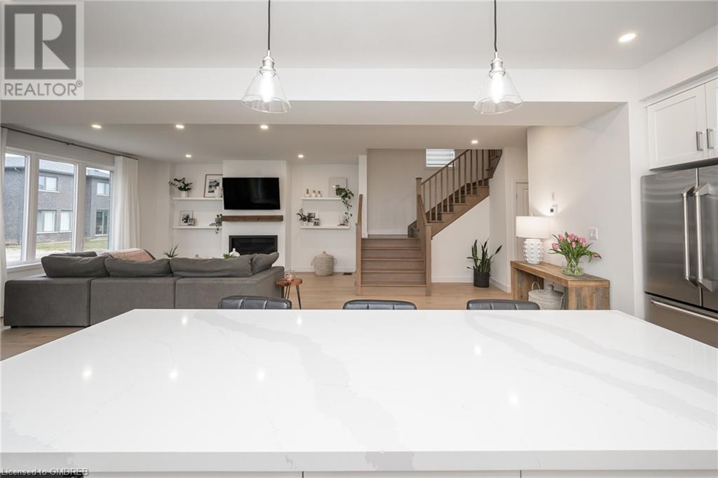 396 Springbrook Avenue, Ancaster, Ontario  L9G 3K9 - Photo 12 - 40565466