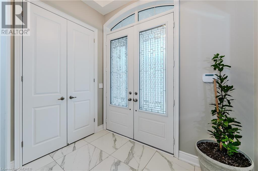 3048 Parsonage Crescent, Oakville, Ontario  L6H 7C5 - Photo 2 - 40564588