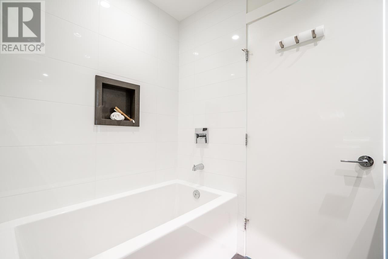 902 3451 Sawmill Crescent, Vancouver, British Columbia  V5S 0H3 - Photo 16 - R2865557