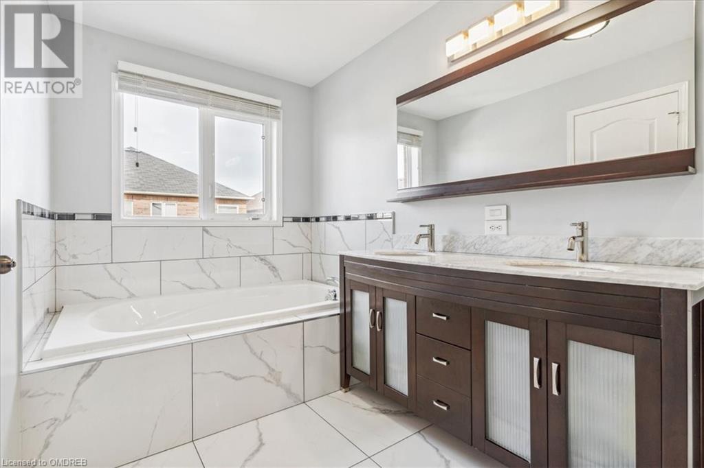 3331 Ruth Fertel Drive, Mississauga, Ontario  L5M 0H5 - Photo 31 - 40564480