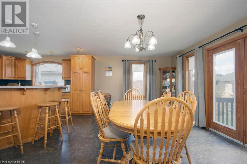 226 Jordan Crescent, Mitchell, Ontario  N0K 1N0 - Photo 12 - 40561524