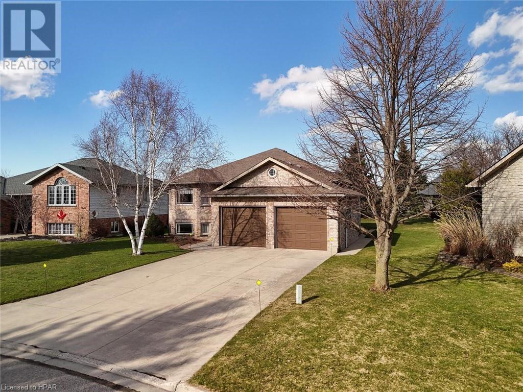 226 Jordan Crescent, Mitchell, Ontario  N0K 1N0 - Photo 3 - 40561524