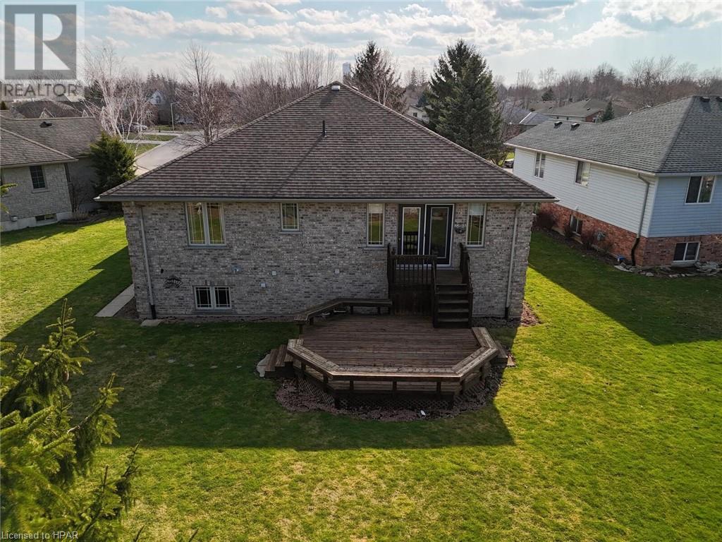 226 Jordan Crescent, Mitchell, Ontario  N0K 1N0 - Photo 42 - 40561524