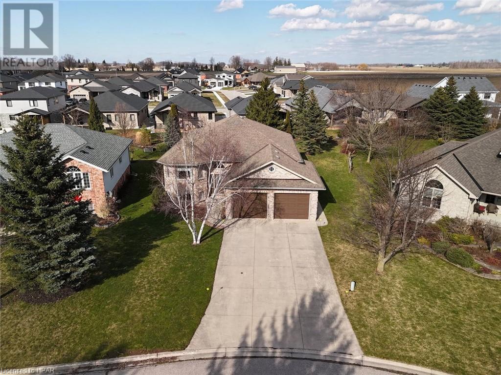 226 Jordan Crescent, Mitchell, Ontario  N0K 1N0 - Photo 1 - 40561524