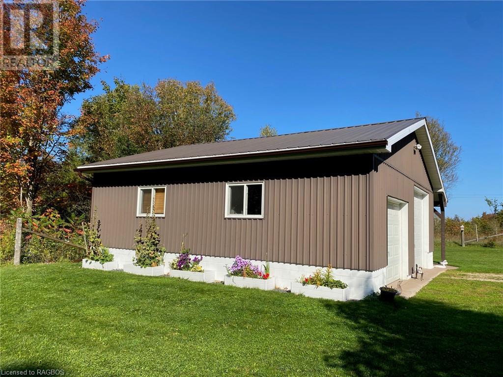 362511 Lindenwood Road, Georgian Bluffs, Ontario  N0H 2T0 - Photo 42 - 40565600