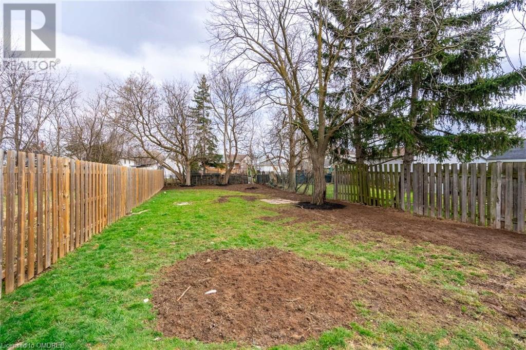 9 Merigold Street, St. Catharines, Ontario  L2S 2N4 - Photo 29 - 40565732