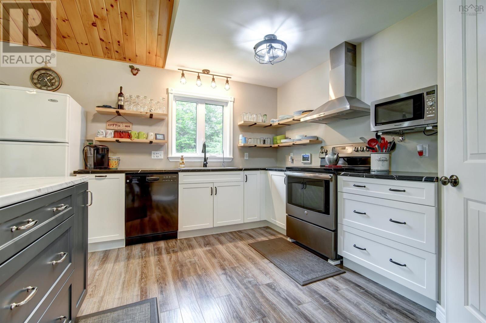 285 Eagle Rock Drive, Franey Corner, Nova Scotia  B0R 1A0 - Photo 17 - 202405995