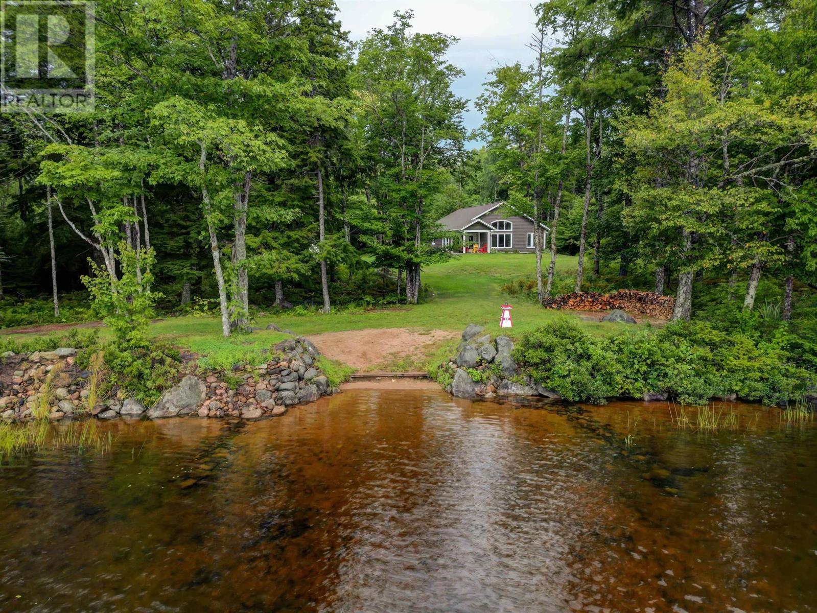 285 Eagle Rock Drive, Franey Corner, Nova Scotia  B0R 1A0 - Photo 2 - 202405995