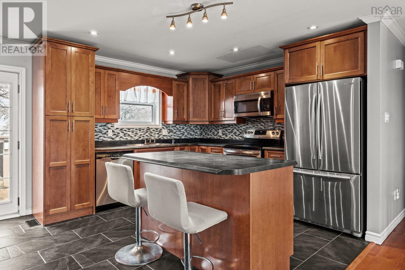 53 Sarah Crescent, Dartmouth, Nova Scotia  B2W 4Z2 - Photo 6 - 202405982