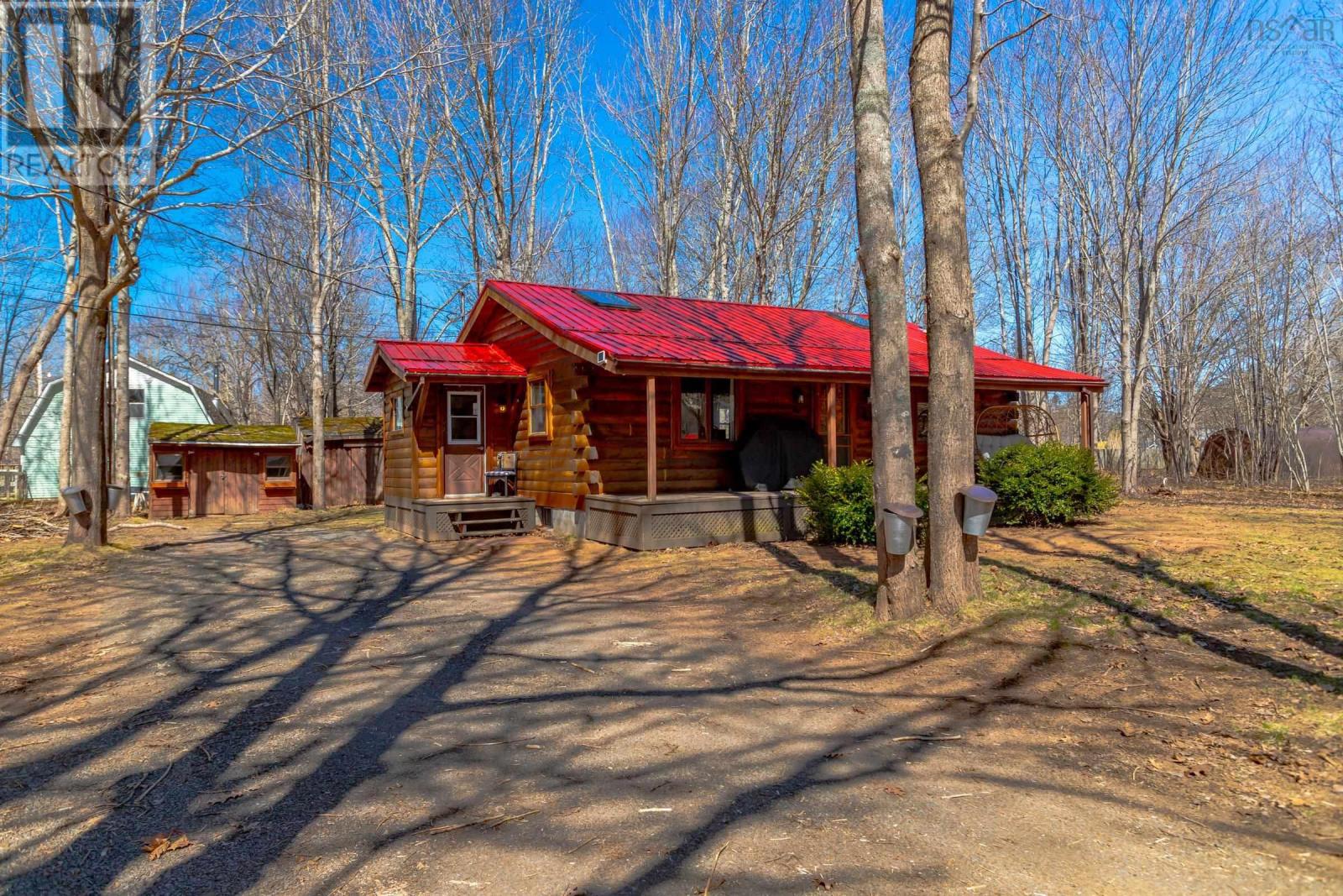 63 Empire Street, Wilmot, Nova Scotia  B0P 1W0 - Photo 2 - 202405993