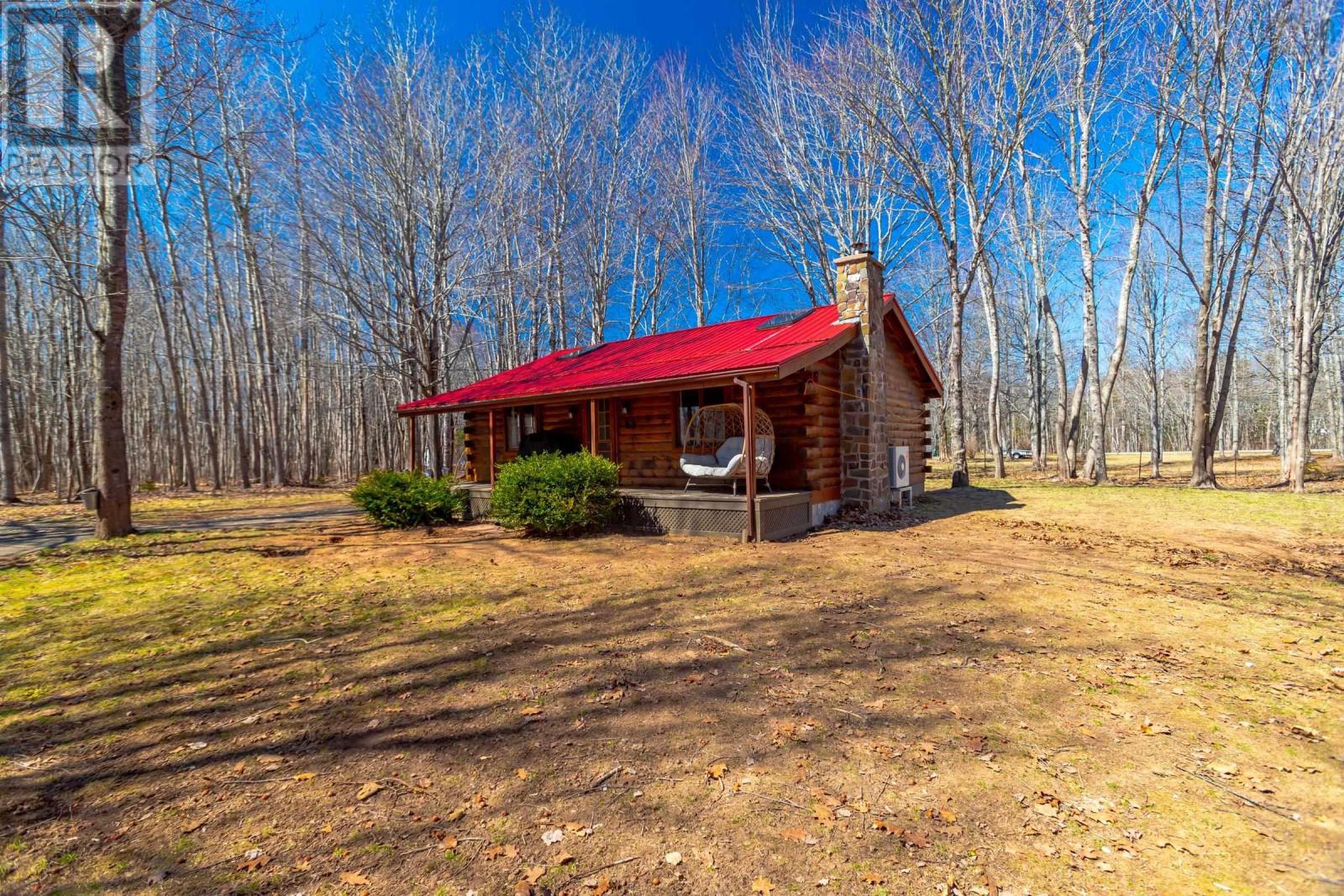 63 Empire Street, Wilmot, Nova Scotia  B0P 1W0 - Photo 4 - 202405993