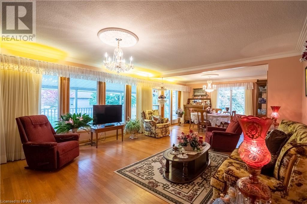 186 Napier Street, Mitchell, Ontario  N0K 1N0 - Photo 15 - 40448572