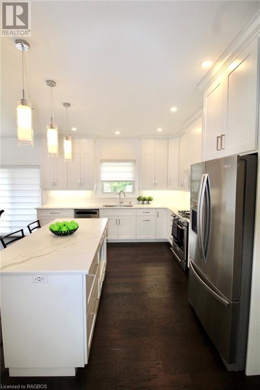 225 Devinwood Avenue, Walkerton, Ontario  N0G 2V0 - Photo 10 - 40559774