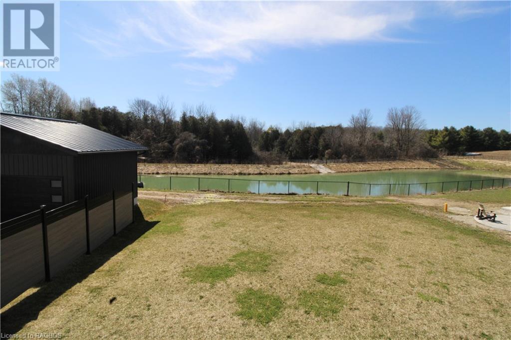 225 Devinwood Avenue, Walkerton, Ontario  N0G 2V0 - Photo 15 - 40559774