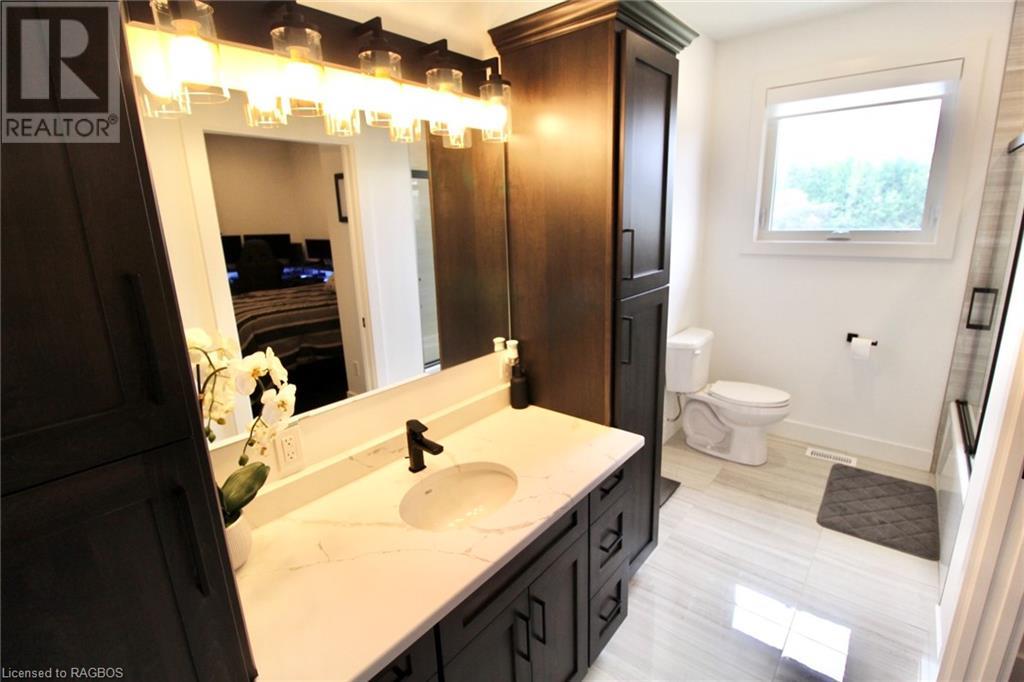 225 Devinwood Avenue, Walkerton, Ontario  N0G 2V0 - Photo 28 - 40559774