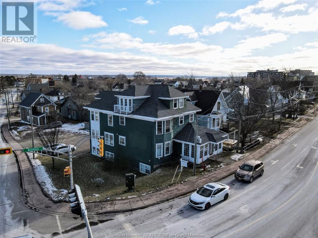 72 Mountain Rd, Moncton, New Brunswick  E1C 2K4 - Photo 3 - M158381