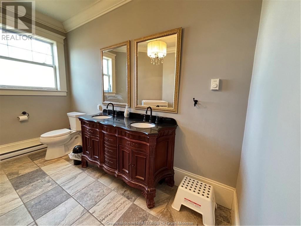 72 Mountain Rd, Moncton, New Brunswick  E1C 2K4 - Photo 38 - M158381