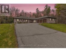 33 ALGONQUIN FOREST DR, east gwillimbury, Ontario
