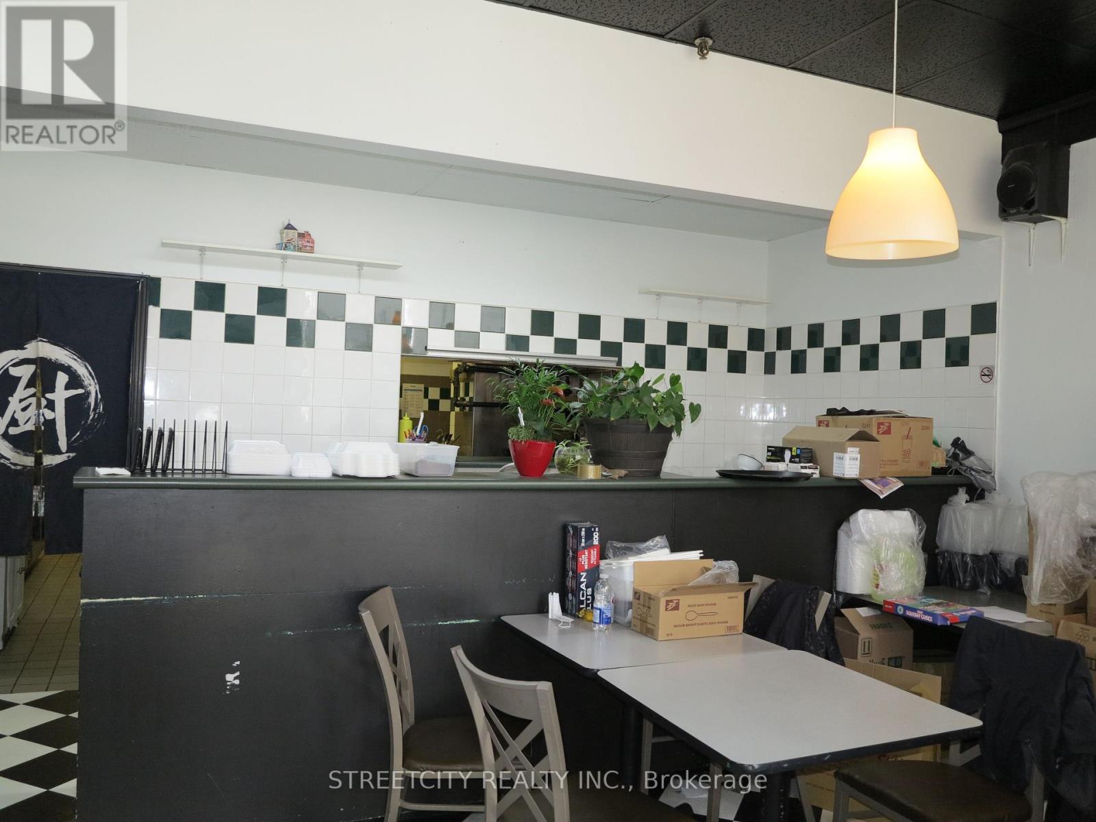 186 King St, London, Ontario  N6A 1C7 - Photo 5 - X8198450