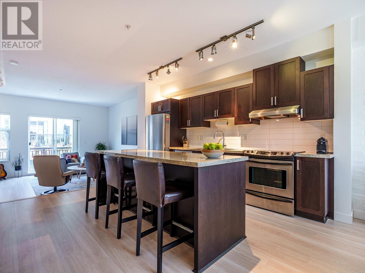 754 Orwell Street, North Vancouver, British Columbia  V7J 0A5 - Photo 5 - R2865590