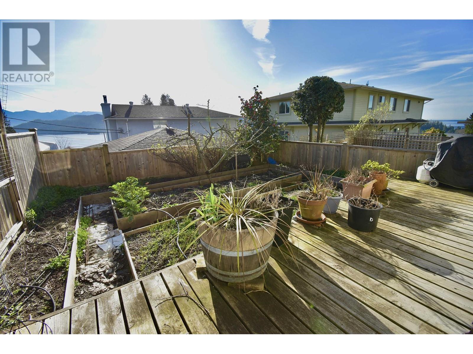 4 693 Corlett Road, Gibsons, British Columbia  V0N 1V9 - Photo 24 - R2865595